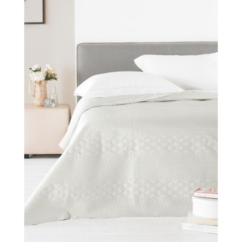 Zara Natural Bedspread